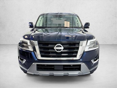 Used 2024 Nissan Armada SL w/ Captain's Chairs Package RWD image 2