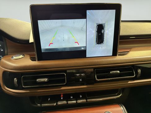 Used 2021 Lincoln Aviator Reserve w/ Equipment Group 201A RWD image 20