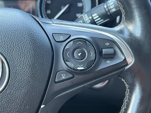 Used 2017 Buick Envision Preferred FWD image 27