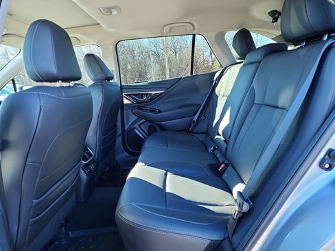 Certified 2025 Subaru Outback Limited image 11