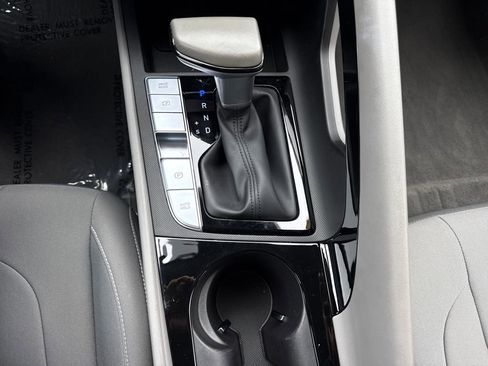 Used 2024 Hyundai Elantra SEL w/ Convenience Package image 21