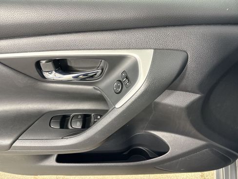 Used 2018 Nissan Altima 2.5 SV w/ 2.5 SV Technology Package image 21