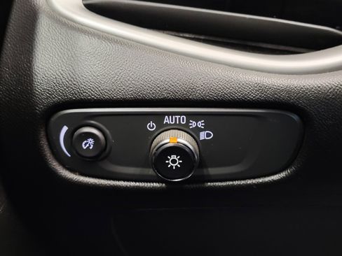 Used 2022 Chevrolet Malibu LT image 27