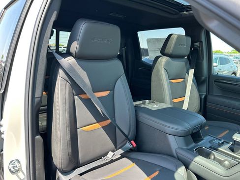 New 2026 GMC Sierra 1500 AT4 w/ AT4 Premium Package AWD/4WD image 40
