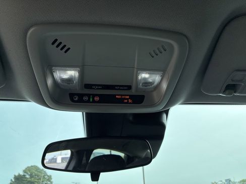 Used 2024 Chevrolet Malibu LT image 17