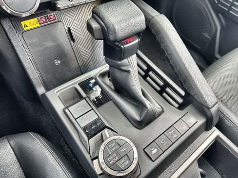 Used 2025 Toyota 4Runner TRD Off-Road image 20