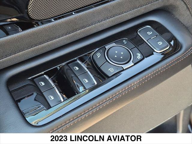 Certified 2023 Lincoln Aviator Reserve w/ Elements Package Plus AWD/4WD image 11
