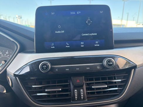 Used 2022 Ford Escape SE w/ Convenience Package image 16