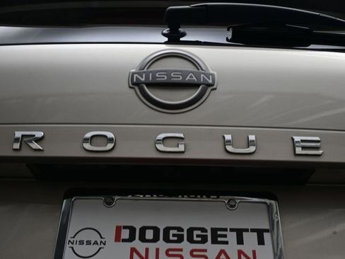 Used 2025 Mercedes-Benz GLE 350 4MATIC image 18