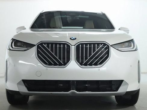 Used 2026 BMW X3 xDrive30i w/ Premium Package AWD/4WD image 6