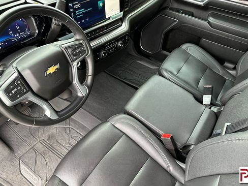 Certified 2024 Chevrolet Silverado 2500 LTZ image 10