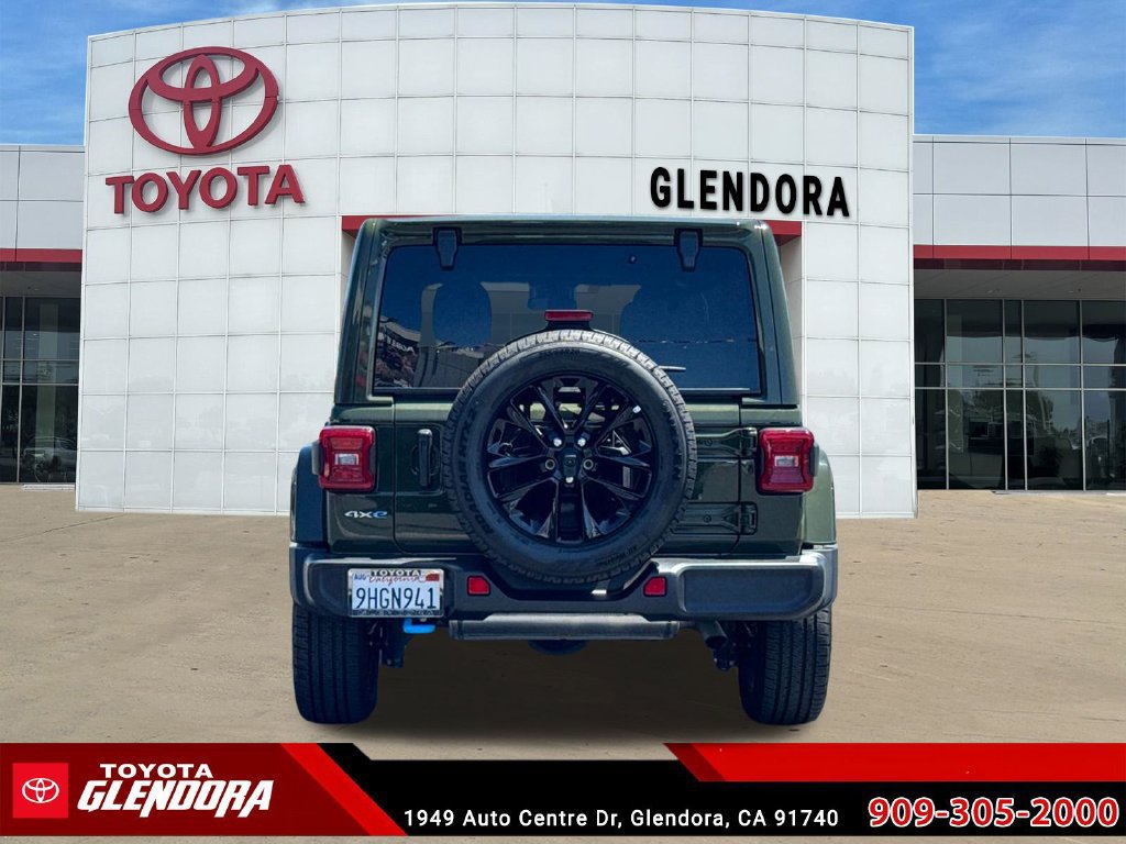 Used 2024 Jeep Wrangler Unlimited Sahara AWD/4WD image 9
