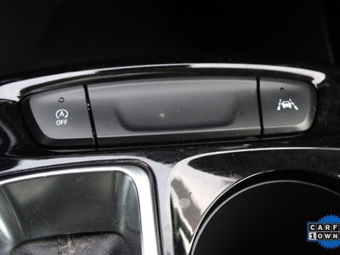 Used 2024 Chevrolet Trax LT w/ LT Convenience Package image 23