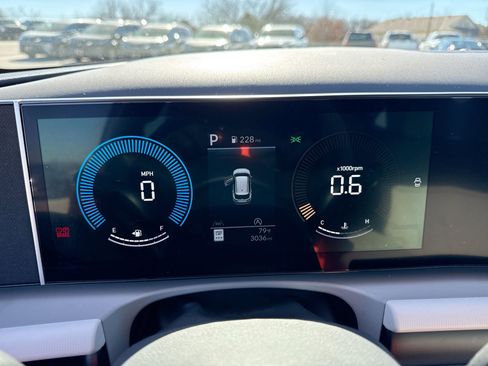 Used 2025 Hyundai Tucson SE image 10