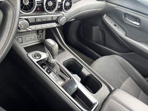 Certified 2025 Nissan Sentra SV FWD image 25