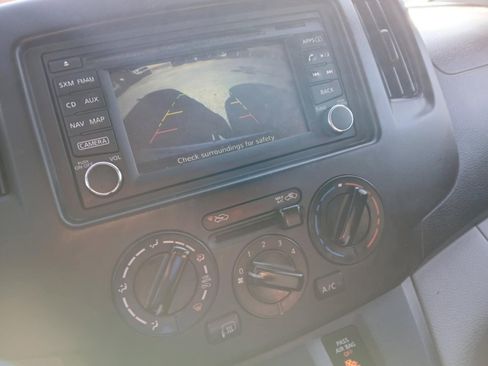 Used 2019 Nissan NV200 SV w/ Navigation Package image 14