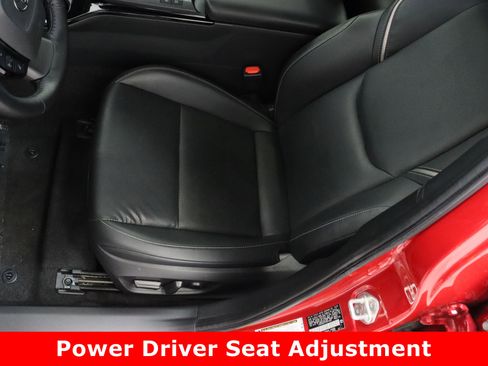 Used 2024 Toyota Prius XLE image 15