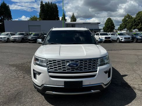 Used 2018 Ford Explorer Platinum AWD/4WD image 5