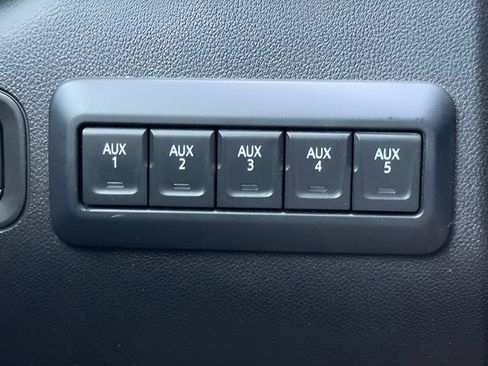 Used 2022 GMC Sierra 2500 Pro w/ Fleet Convenience Package AWD/4WD image 26