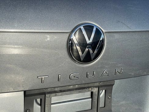 Certified 2023 Volkswagen Tiguan SE AWD/4WD image 27