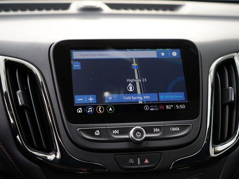 Certified 2022 Chevrolet Equinox RS w/ Infotainment Package image 22