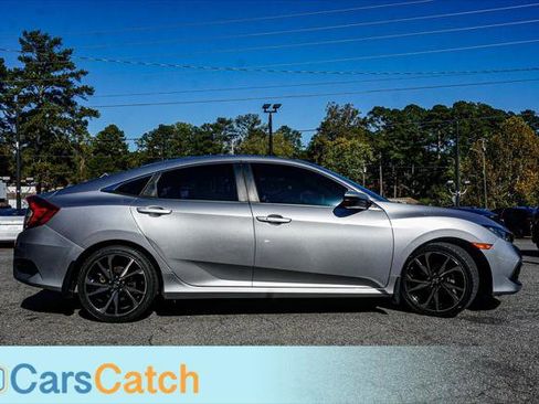 Used 2019 Honda Civic Sport image 2