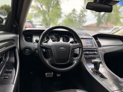 Used 2012 Ford Taurus SHO AWD/4WD image 31