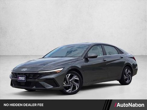 Used 2025 Hyundai Elantra Limited FWD image 1