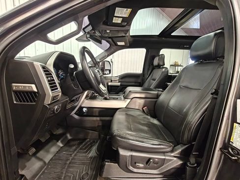 Used 2015 Ford F150 Lariat w/ Equipment Group 502A Luxury AWD/4WD image 43