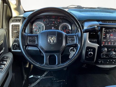 Used 2018 RAM 3500 Big Horn image 5