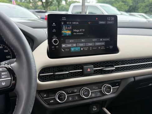 Used 2024 Honda HR-V EX-L image 18