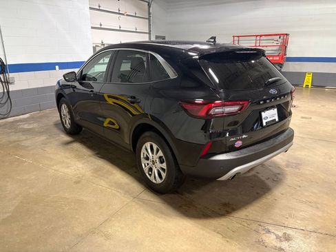 Certified 2023 Ford Escape Active w/ Tech Pack #1 AWD/4WD image 4