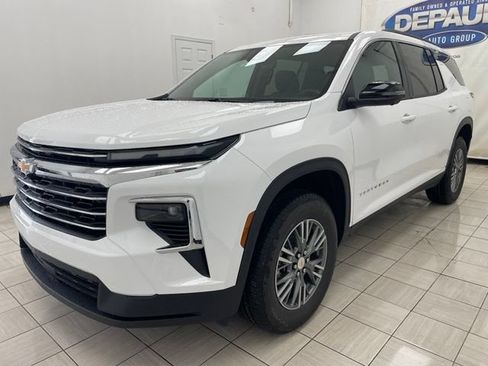 New 2026 Chevrolet Traverse LT w/ Driver Confidence Package AWD/4WD image 18