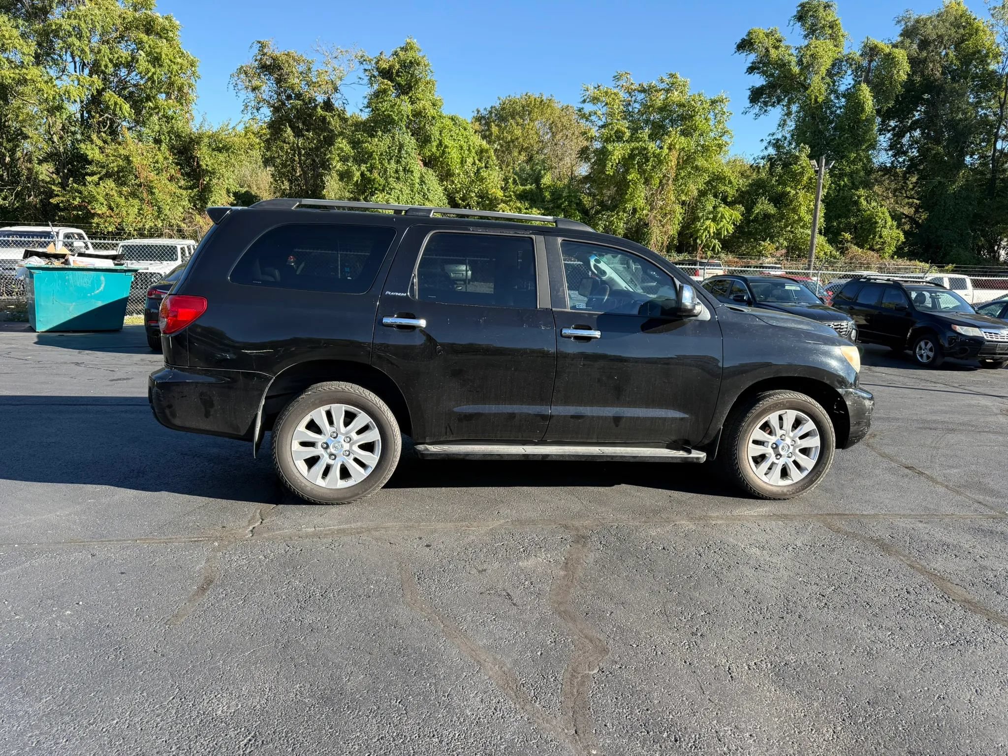 Used 2010 Toyota Sequoia Platinum RWD image 9