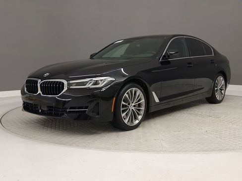 Certified 2022 BMW 540i image 39