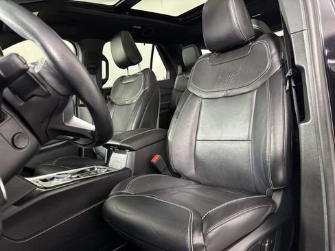 Used 2023 Ford Explorer ST w/ Equipment Group 401A AWD/4WD image 22