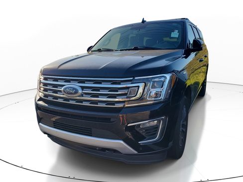 Used 2018 Ford Expedition Max Limited AWD/4WD image 3