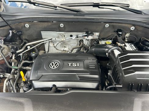 Used 2020 Volkswagen Atlas Cross Sport SE FWD image 20