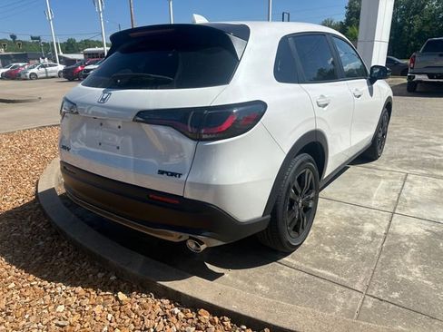 New 2026 Honda HR-V Sport image 5