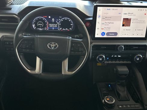 Used 2024 Toyota Tacoma TRD Off-Road w/ TRD Off Road Premium Package AWD/4WD image 13