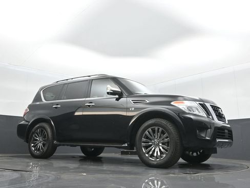Used 2019 Nissan Armada Platinum w/ Captain's Chairs Package AWD/4WD image 10