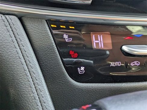 Used 2017 Cadillac CT6 Luxury image 22