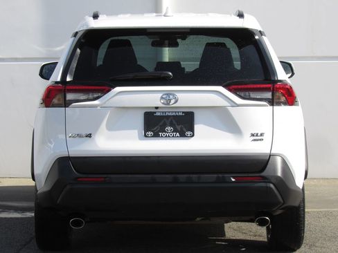 Certified 2024 Toyota RAV4 XLE w/ Convenience Package image 7