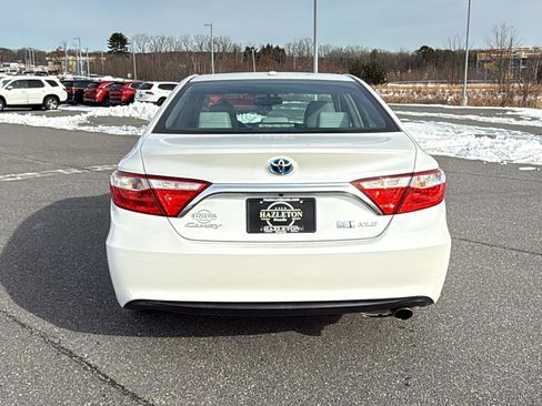 Used 2016 Toyota Camry XLE image 8