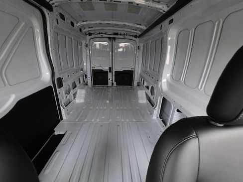 New 2026 Ford Transit 150 148 Medium Roof RWD image 38