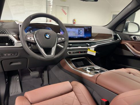 New 2026 BMW X5 sDrive40i image 28