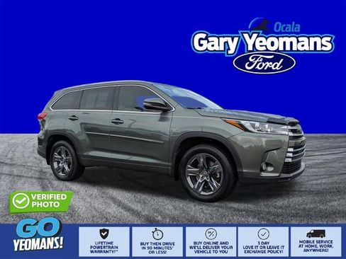 Used 2018 Toyota Highlander Limited Platinum FWD image 1