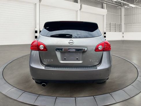 Used 2011 Nissan Rogue SV w/ SL Pkg image 4