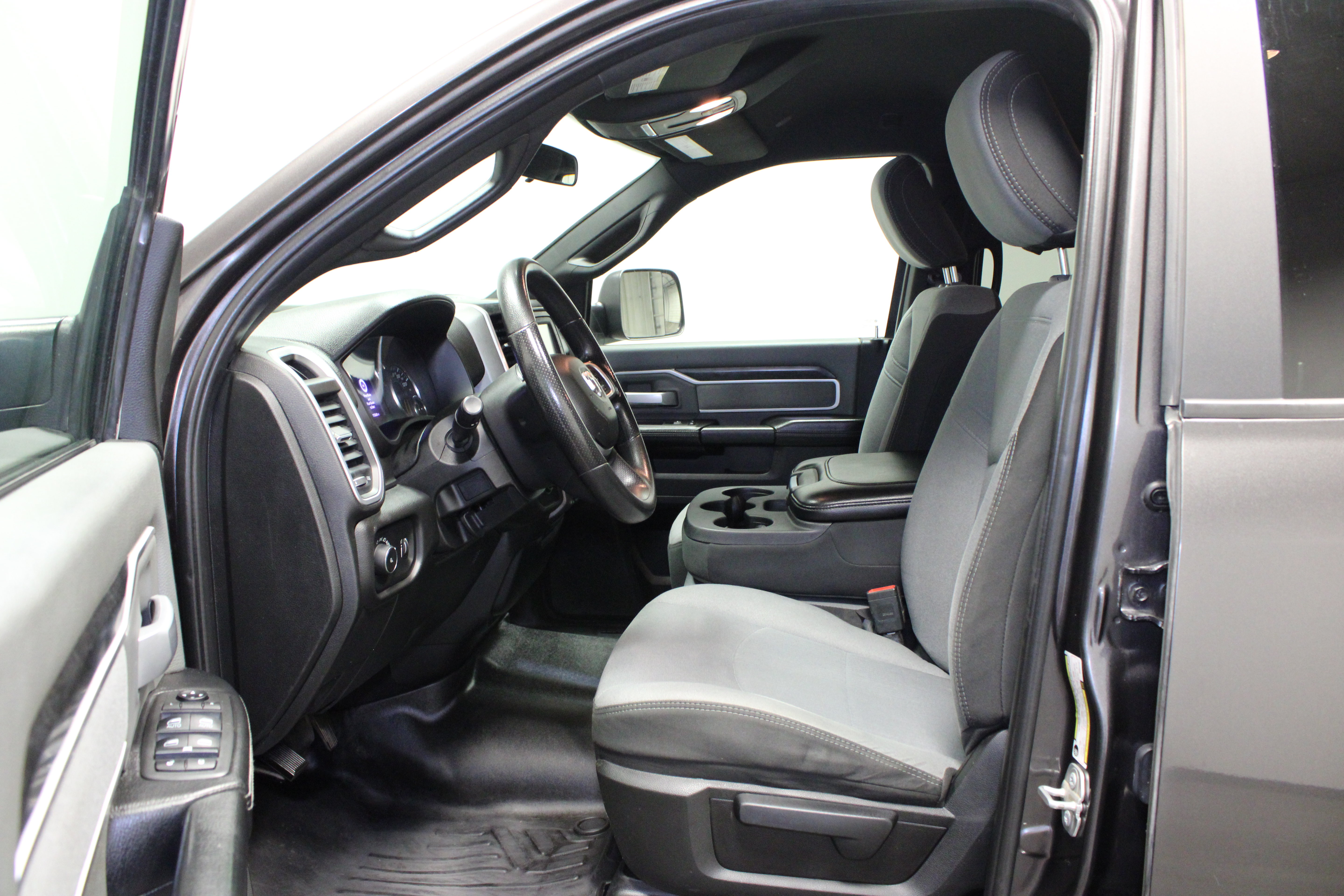 Used 2021 RAM 2500 Big Horn AWD/4WD image 17
