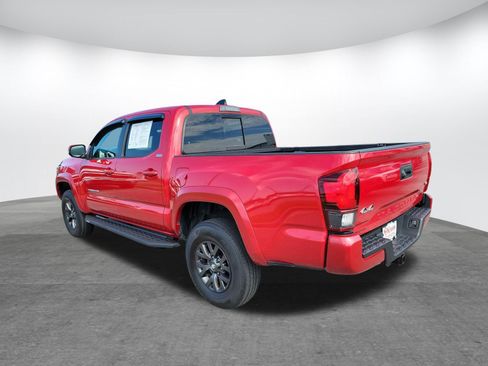 Used 2023 Toyota Tacoma SR5 w/ Technology Package AWD/4WD image 7